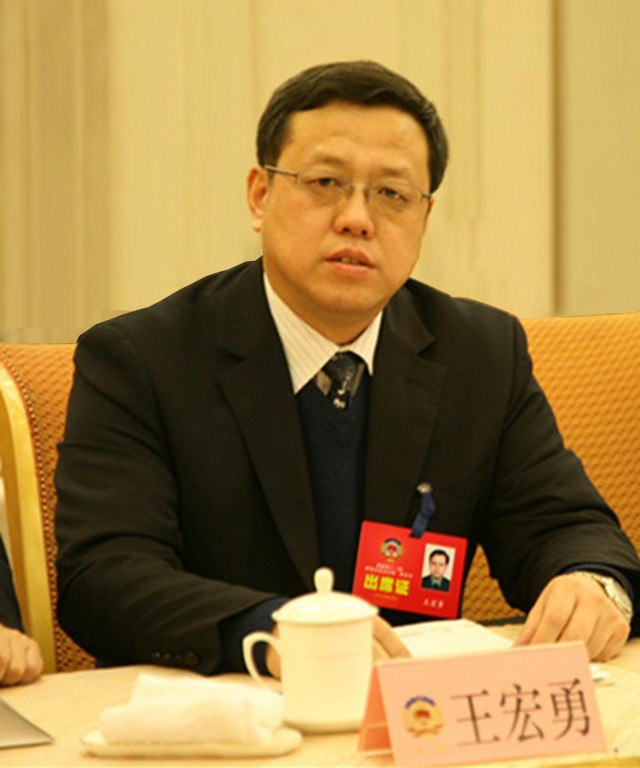 選擇“連心”就是選擇放心——記濟南市政協(xié)委員，濟南連心物業(yè)有限公司黨支部書(shū)記、董事長(cháng)王宏勇